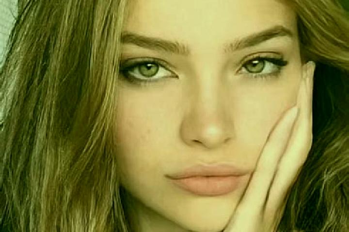 Isabella, 20, a dark blonde hazel-eyed mediterranean companion based in Vornychany. Offering 69, Erotic Massage, Massage, Travel Companion. Available for inc...