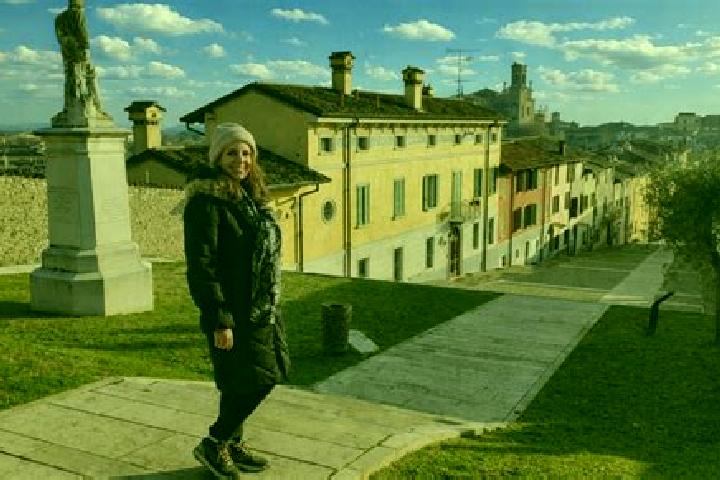 Isabella, 20 — Escort in Castiglione delle Stiviere, Italy