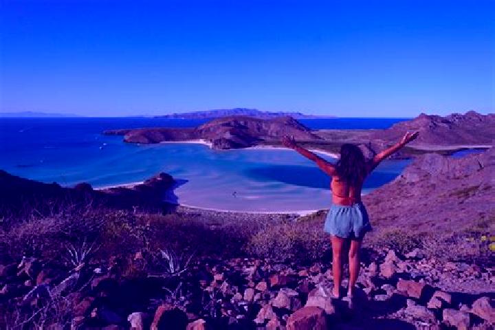 Isabella, 20 — Escort in San Francisco la Paz, Mexico