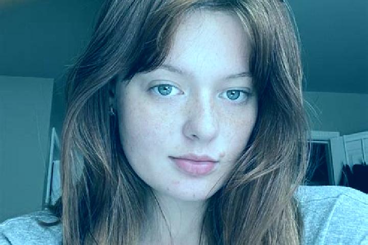 Isabella, 21, a auburn hazel-eyed caucasian companion based in East Helsinki. Offering Overnight, Couples, Erotic Massage. Available for incall and outcall, ...