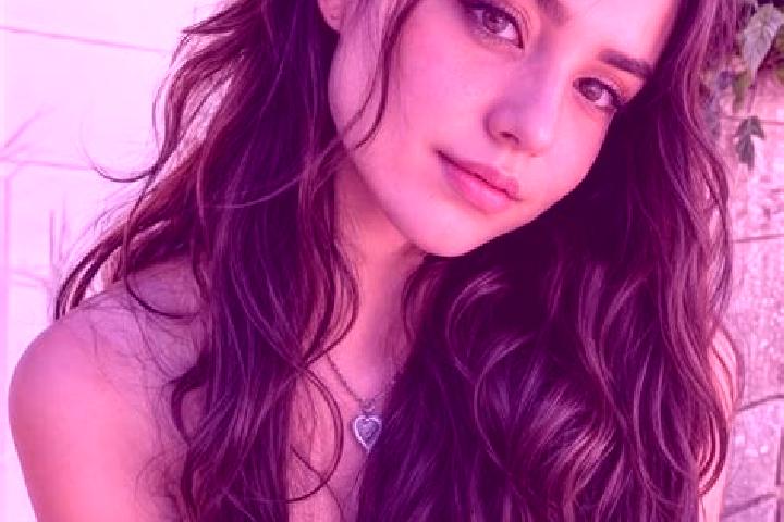 Isabella, 21, a chestnut hazel-eyed middle eastern companion based in Cebza. Offering Party Girl, 69, Travel Companion. Available for incall and outcall, ove...
