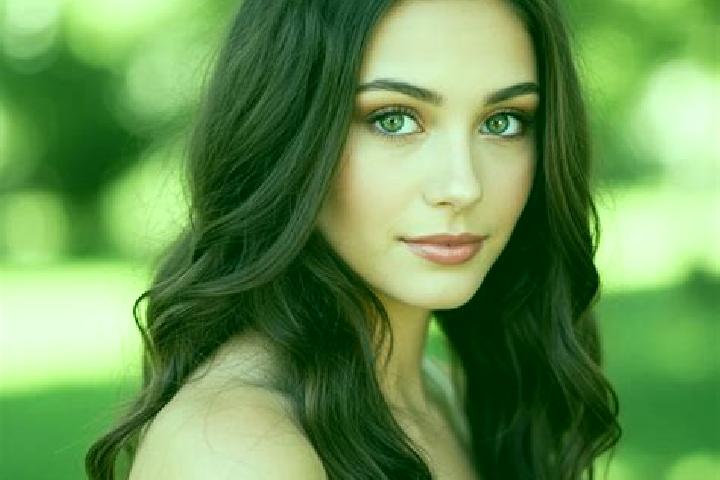 Isabella, 21, a chestnut hazel-eyed mixed companion based in Banjar Kayubihi. Offering 69, Party Girl, Erotic Massage, CIM, Domination. Available for incall ...