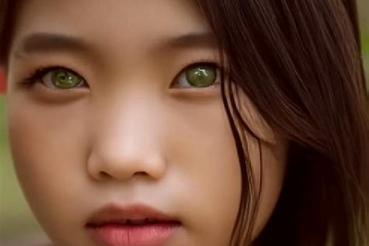 Isabella, 21, a red green-eyed asian companion based in Villa Serrano. Offering Party Girl, Erotic Massage, Overnight. Available for incall and outcall, over...
