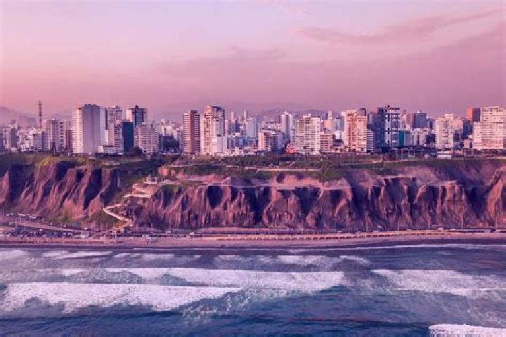 Isabella, 21 — Escort in Chasquitambo, Peru