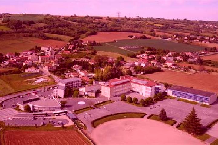 Isabella, 21 — Escort in Chateauneuf-de-Galaure, France