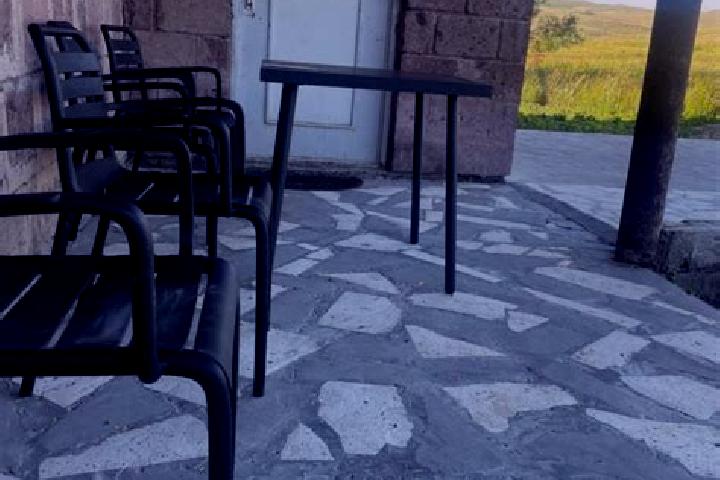 Isabella, 21 — Escort in Hatsik, Armenia
