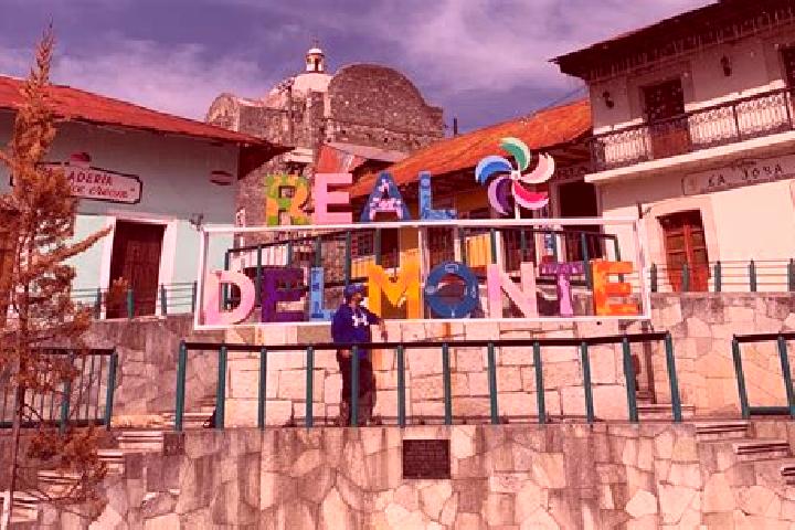 Isabella, 21 — Escort in Santa Maria del Monte, Mexico