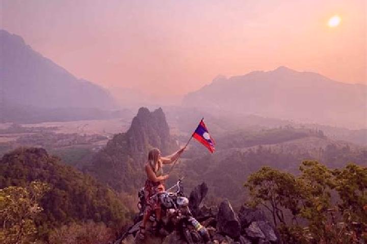 Isabella, 21 — Escort in Thakhek, Laos