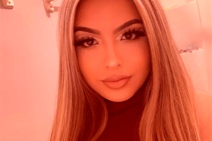 Isabella, 22, a blonde dark-eyed latina companion based in Amstelhoek. Offering Tantra, OWO, Fetish. Available for incall and outcall, day and evening dates.