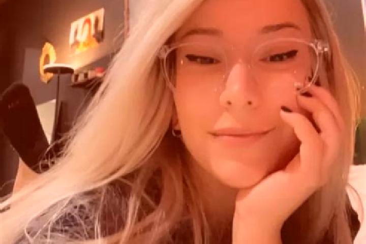 Isabella, 22, a blonde grey-eyed latina companion based in Sapa. Offering OWO, Couples, Erotic Massage. Available for incall and outcall, day and evening dates.