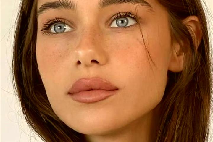 Isabella, 22, a brunette amber-eyed caucasian companion based in Yuyue. Offering Duos, CIM, GFE, Travel Companion. Available for incall and outcall, day and ...