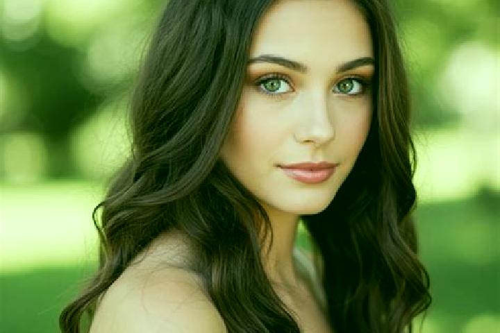 Isabella, 22, a brunette hazel-eyed mixed companion based in Ecouflant. Offering Tantra, OWO, Dinner Date. Available for incall and outcall, day and evening ...
