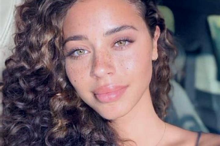 Isabella, 22, a dark blonde hazel-eyed ebony companion based in Wololele A. Offering Couples, BDSM, Striptease. Available for incall and outcall, overnight b...