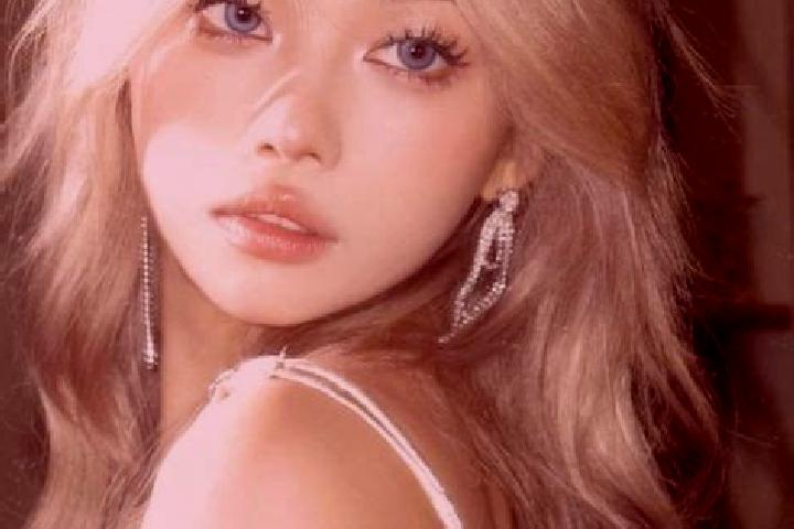 Isabella, 22, a platinum blonde hazel-eyed asian companion based in Mesa. Offering Deep French Kissing, OWO, Massage, Fetish. Available for incall and outcal...