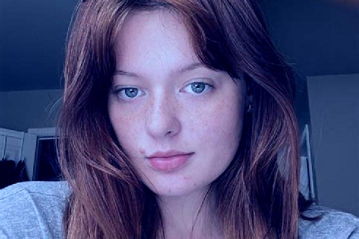 Isabella, 22, a red brown-eyed mixed companion based in Chechat. Offering Overnight, Duos, Girlfriend Experience, OWO, Massage. Available for incall and outc...