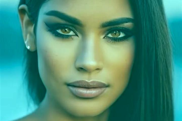 Isabella, 22, a red grey-eyed latina companion based in Ceraso. Offering Massage, Duos, Prostate Massage, Overnight, Striptease. Available for incall and out...