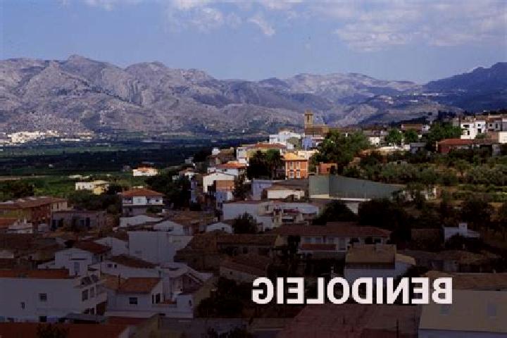 Isabella, 22 — Escort in Benidoleig, Spain