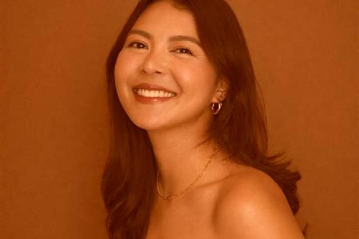 Isabella, 22 — Escort in Borbon, Philippines