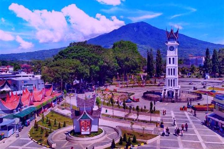 Isabella, 22 — Escort in Bukittinggi, Indonesia