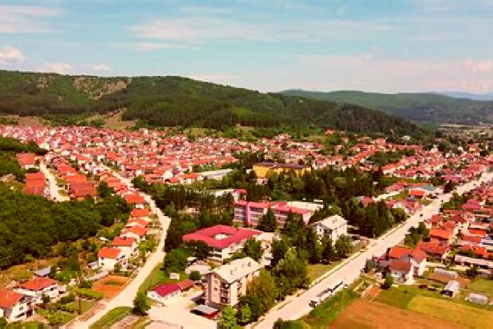Isabella, 22 — Escort in Demir Hisar, North Macedonia