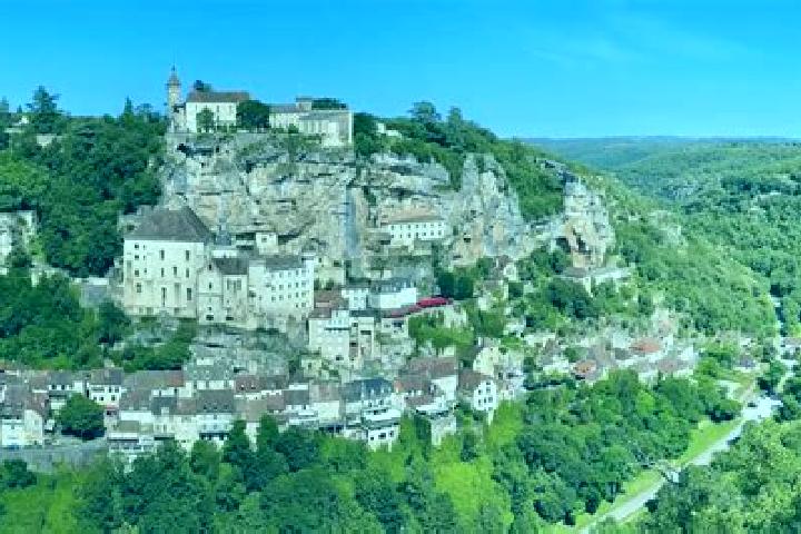 Isabella, 22 — Escort in Rocamadour, France