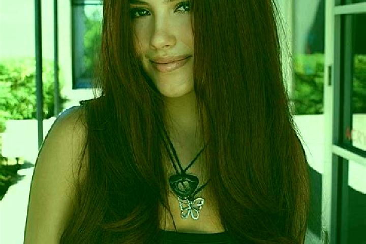 Isabella, 23, a auburn dark-eyed asian companion based in Tuschen. Offering Dinner Date, Couples, Roleplay, Deep French Kissing. Available for incall and out...
