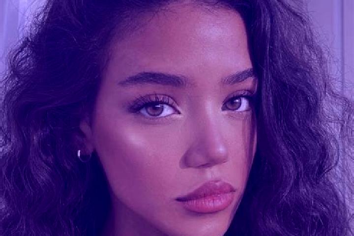 Isabella, 23, a black brown-eyed european companion based in Jiuchenggong. Offering OWO, Roleplay, Tantra. Available for incall and outcall, overnight bookin...