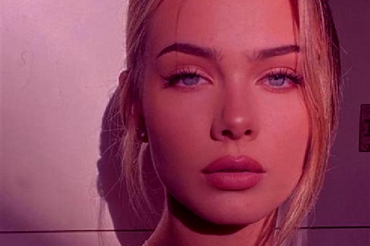 Isabella, 23, a blonde amber-eyed european companion based in Yoncali. Offering Striptease, GFE, Massage, Tantra. Available for incall and outcall, overnight...
