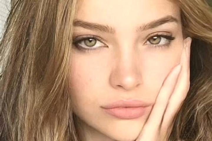 Isabella, 23, a blonde brown-eyed caucasian companion based in Kak. Offering Couples, Erotic Massage, Travel Companion, Dinner Date. Available for incall and...
