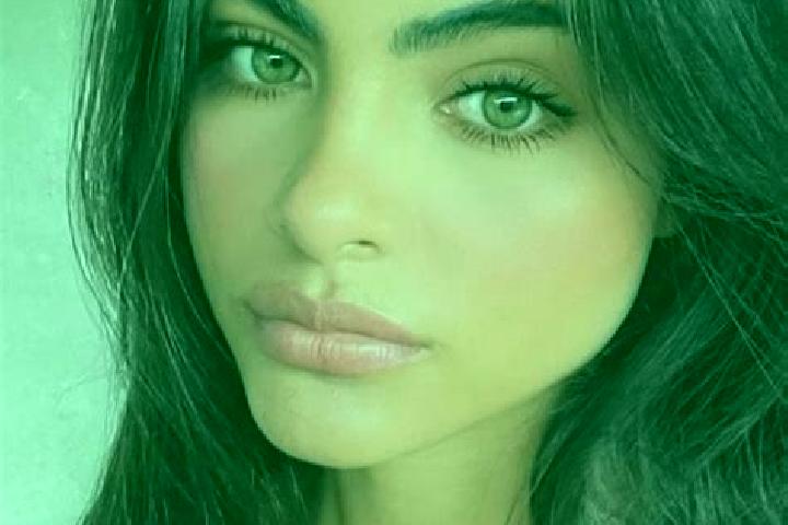 Isabella, 23, a brunette dark-eyed caribbean companion based in Bandar-e Mo allem. Offering Fetish, OWO, Overnight. Available for incall and outcall, day and...