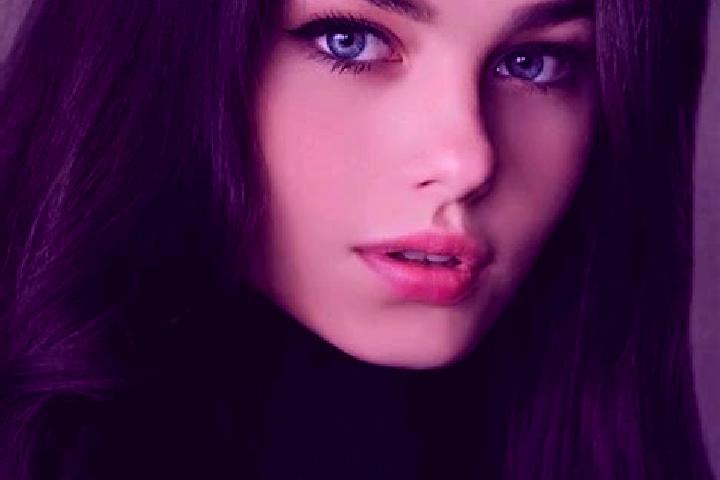 Isabella, 23, a chestnut dark-eyed slavic companion based in Fairbury. Offering Travel Companion, Deep French Kissing, A-Level, Girlfriend Experience, GFE. A...