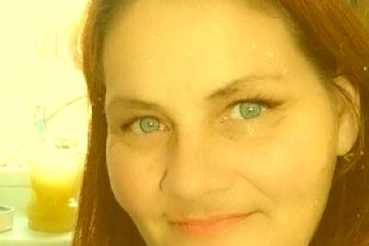 Isabella, 23, a red grey-eyed mixed companion based in Dumbutu. Offering Prostate Massage, 69, Couples, Tantra, Girlfriend Experience. Available for incall a...