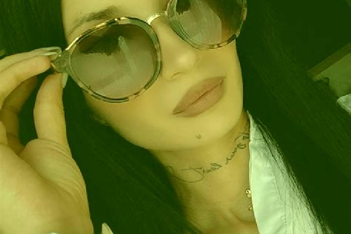 Isabella, 23 — Escort in Cosoveni, Romania