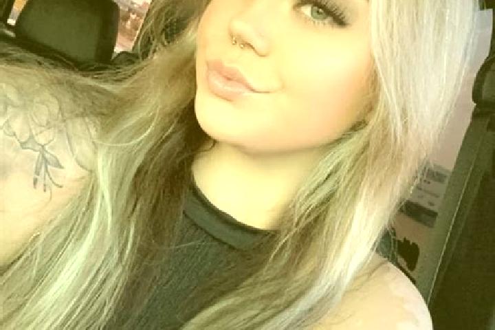 Isabella, 23 — Escort in Macey, France