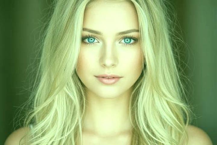 Isabella, 24, a blonde amber-eyed mixed companion based in Carfin. Offering Dinner Date, GFE, Fetish, BDSM. Available for incall and outcall, day and evening...