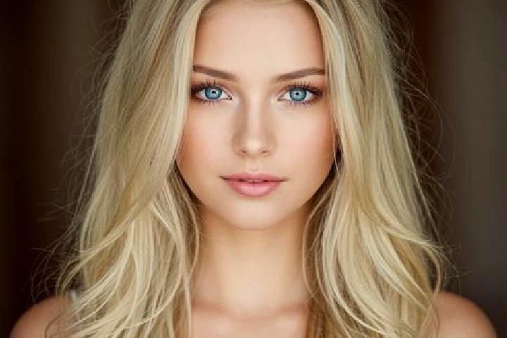 Isabella, 24, a blonde brown-eyed mixed companion based in Villany. Offering GFE, Prostate Massage. Available for incall and outcall, overnight bookings avai...