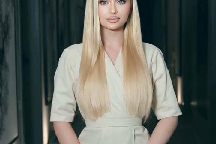 Isabella, 24, a blonde hazel-eyed caucasian companion based in Laoag. Offering Tantra, Erotic Massage, Duos. Available for incall and outcall, day and evenin...