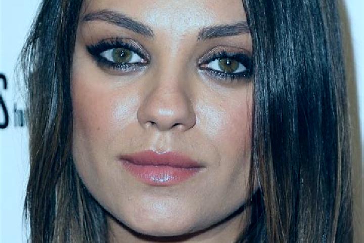 Isabella, 24, a brunette hazel-eyed indian companion based in Cozar. Offering Travel Companion, Erotic Massage. Available for incall and outcall, overnight b...