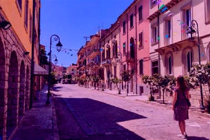 Isabella, 24 — Escort in Calangianus, Italy
