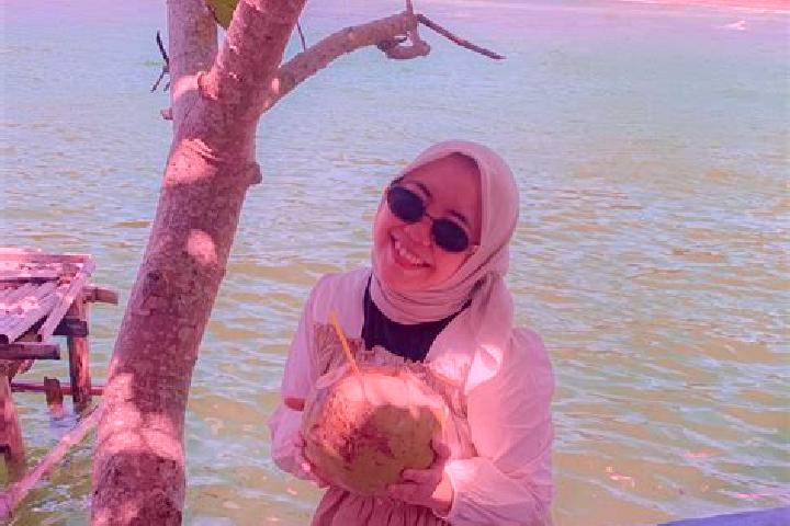 Isabella, 24 — Escort in Kroya, Indonesia