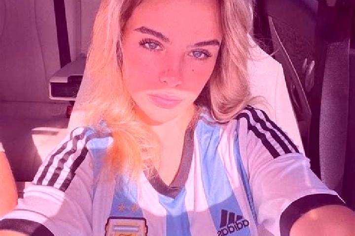 Isabella, 24 — Escort in Minga Pora, Paraguay