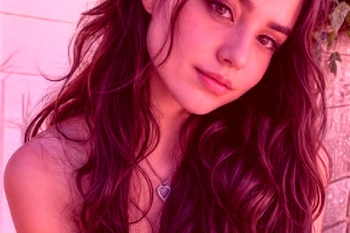 Isabella, 25, a auburn hazel-eyed mixed companion based in Attiegouakro. Offering Tantra, Dinner Date, OWO, Fetish, Duos. Available for incall and outcall, o...