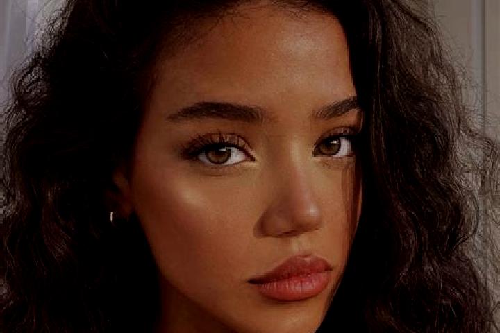 Isabella, 25, a black brown-eyed caribbean companion based in Mehrhoog. Offering Tantra, A-Level, Roleplay. Available for incall and outcall, day and evening...