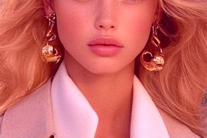Isabella, 25, a blonde brown-eyed mediterranean companion based in Bredebro. Offering Couples, Party Girl, Fetish, Duos. Available for incall and outcall, ov...