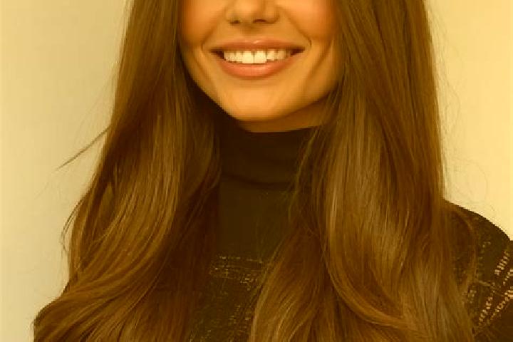 Isabella, 25, a brunette dark-eyed ebony companion based in Novosedlice. Offering Couples, Fetish, Massage. Available for incall and outcall, day and evening...