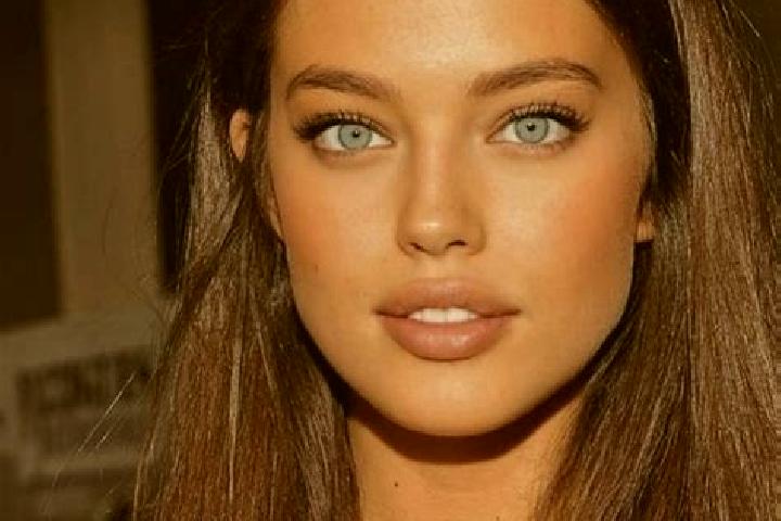 Isabella, 25, a chestnut green-eyed caucasian companion based in Kinkala. Offering Couples, Duos, Girlfriend Experience, Travel Companion, BDSM. Available fo...