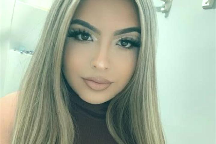 Isabella, 25, a red blue-eyed mixed companion based in Bidhuna. Offering BDSM, Striptease, Domination, Duos. Available for incall and outcall, day and evenin...