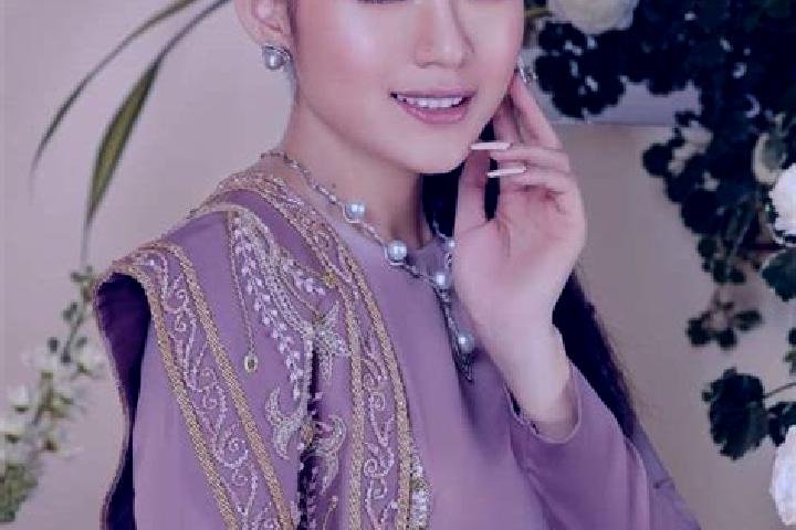 Isabella, 25 — Escort in Kyun Ka Lay, Myanmar