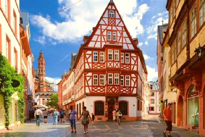 Isabella, 25 — Escort in Wettlingen, Germany