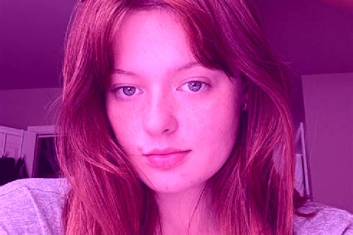 Isabella, 26, a auburn grey-eyed asian companion based in Cannon Beach. Offering Overnight, Duos, Travel Companion. Available for incall and outcall, overnig...